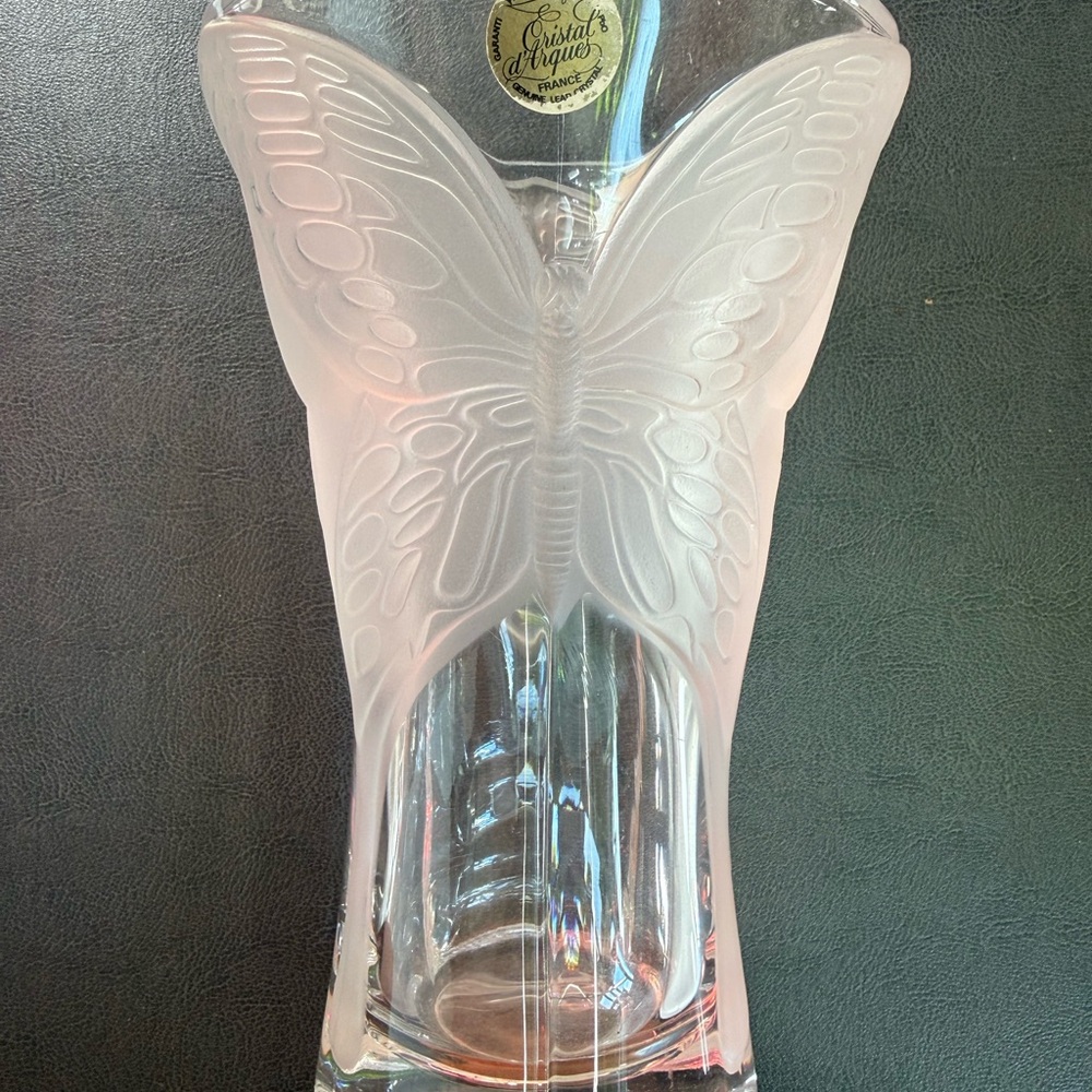Cristal d’Arques Elegant Frosted Crystal Butterfly Vase 8” x 5”